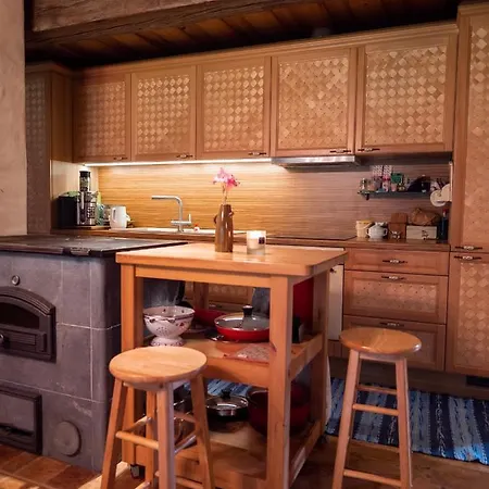 Nurka Talu בית כפרי Piirumi